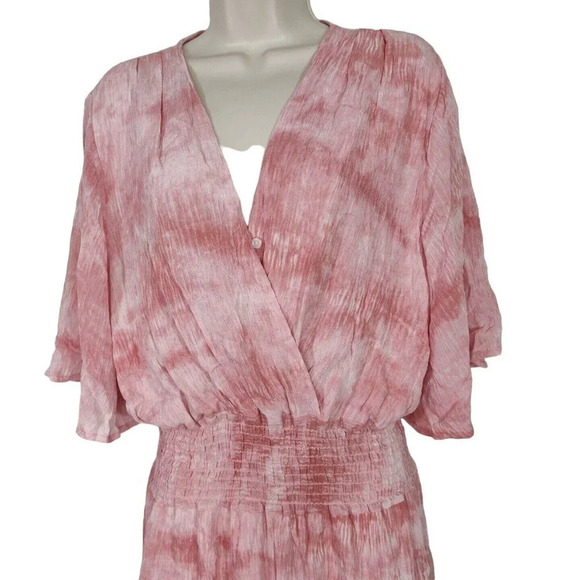 Fraiche by J Romper V-neck Surplice Smocked Waist Shorts Women Size L Pink - Picture 2 of 9